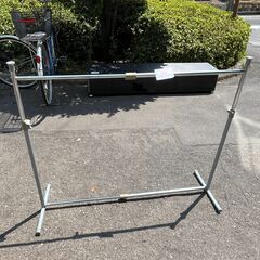 リサイクルショップどりーむ天保山店　No14158　ハンガーラック　衣類収納　高さ調整、幅調整可能の画像