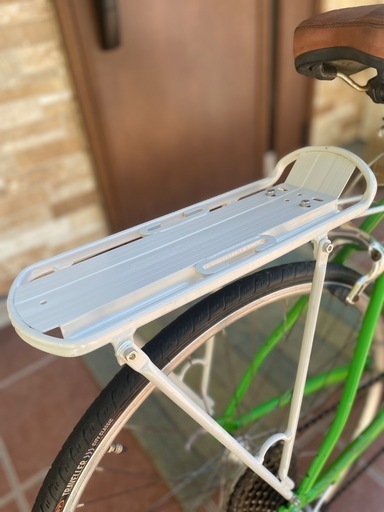 高さ約30センチ、チョケイ約21センチ、回り約67センチ、重さ約5キロ、 TOKYOBIKE