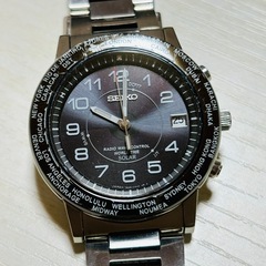 SEIKO 7B25-0AD0 ソーラー 電波時計の画像