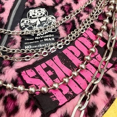 【入手困難!!】SEX POT ReVeNGeヒップパッドチェーン付き【中古】の画像