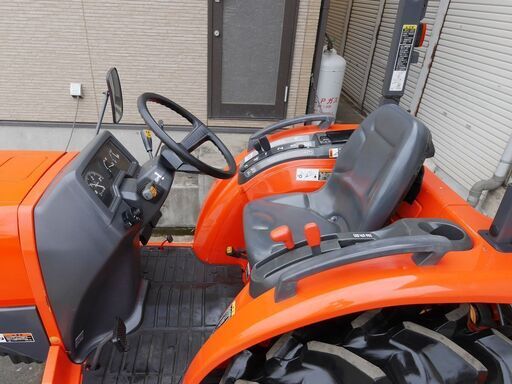 クボタ 中古トラクター KT285 28馬力 後期型 前タイヤ新品 動作確認済