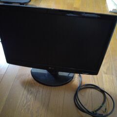 訳あり　LGパソコンモニタ－　W2243T