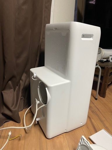 取り付け簡単！アイリスオーヤマ　窓エアコン！　　　　