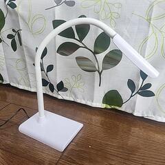 デスクスタンド