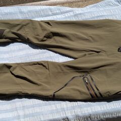 Lafuma 中古メンズトレッキングパンツ　登山やトレッキングに...