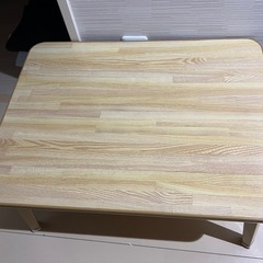 折りたたみテ－ブルの画像