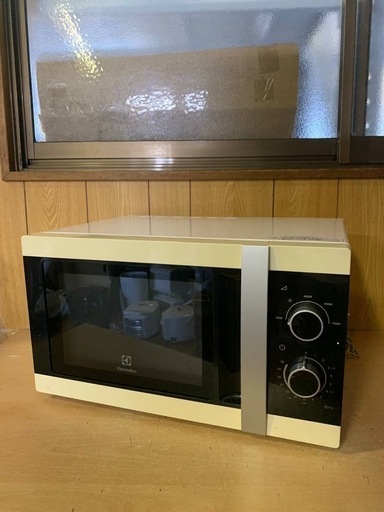 ⭐️ エレクトロラックス・ジャパン電子レンジ⭐️ ⭐️EMM2300JW6⭐️