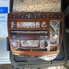 E51エルグランド純正木目センターパネル   