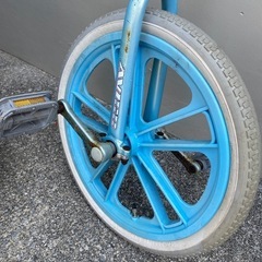 一輪車の画像