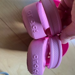 子供crocsの画像
