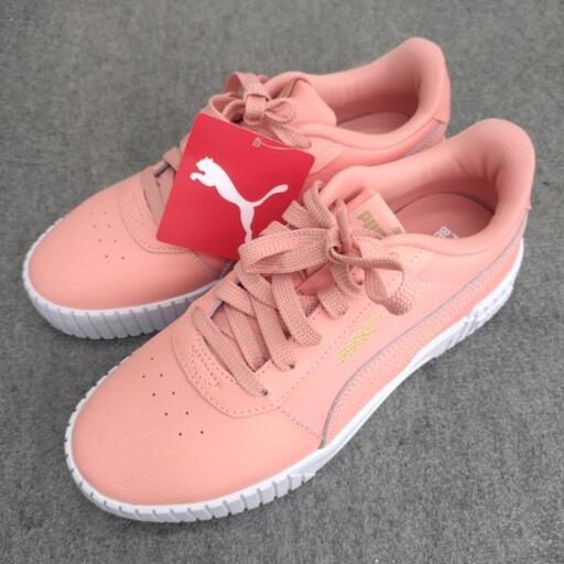 ★ジモティー割引有★ PUMA キャリーナ2.0 スニーカー 24cm カジュアルシューズ タグ付き