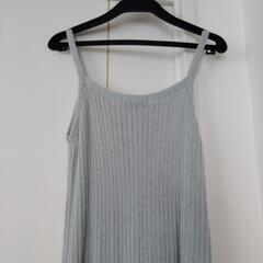 ニットのロングワンピースＩ