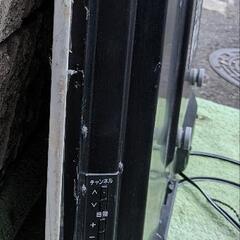 （32インチ）壁掛け液晶テレビの画像