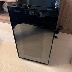 アイリスオーヤマ　ワインセラー