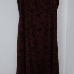 ロングワンピースＵの画像