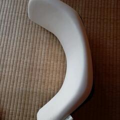 アプリカ　チャイルドシートクッション中古の画像