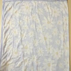 新品 お花柄 冷感ケット ハーフサイズ ブランケット パープル