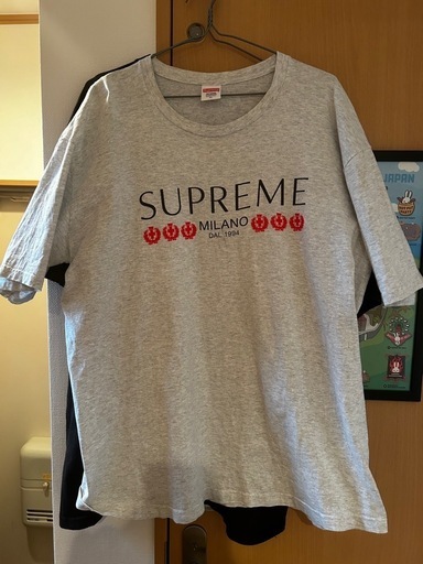 supreme ミラノ　Tシャツ