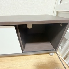 テレビボードの画像