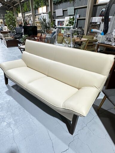 ★2人掛けソファ★ ハイバック フェイクレザー ベージュ 事務所 応接 シンプル ウッド脚 肘掛け リビング