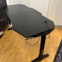 値下げしました。N715★ゲーミングデスク★デスク★幅1400mmの画像