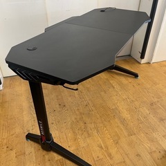 値下げしました。N715★ゲーミングデスク★デスク★幅1400mmの画像