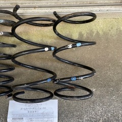 車　サスペンションスプリングの画像