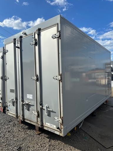 中古アルミコンテナ（保冷庫）