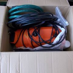 中古 アイリスオーヤマ 高圧洗浄機 静音タイプ 家庭用最高圧力、国内最高クラス FIN-801PE 50Hz 東日本専用の画像