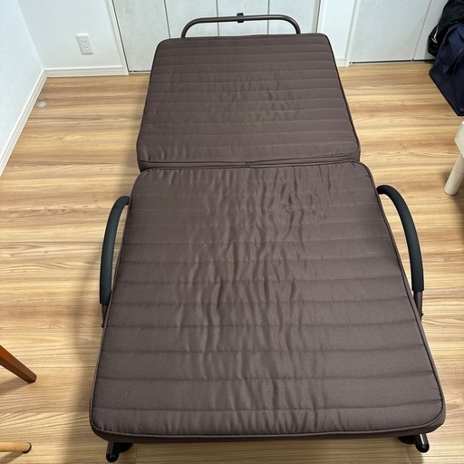 楽天市場1位のシングル電動／介護ベッド。ほぼ新品.