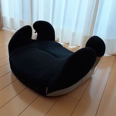 車用ジュニアシート