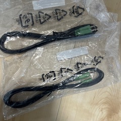 ケーブル2種類の画像