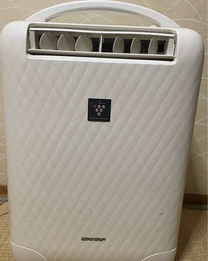 [お譲り先決定] シャープ　 除湿機 　冷風・衣類乾燥機　2010年製　SHARP　家電　梅雨対策