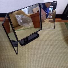 三面鏡の画像
