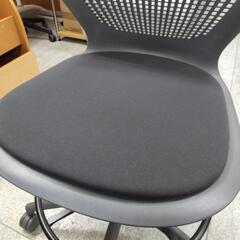 Knoll マルチジェネレーションハイタスク オフィスチェア 椅子 フットレスト付きの画像