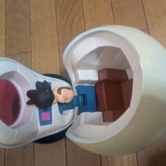 ドラゴンボール フィギュア 一番くじ A賞 丸型宇宙船 & 孫悟空 少年期の画像