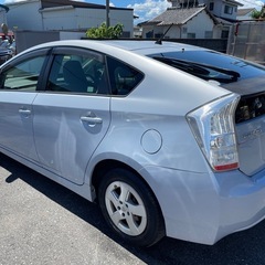 車検２年付き トヨタプリウスの画像