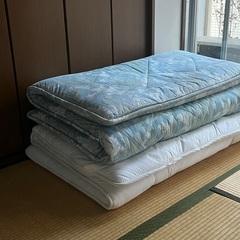 中古 ニトリ ホワイト布団 100×210cmの画像