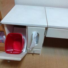 ミニドレッサーの画像