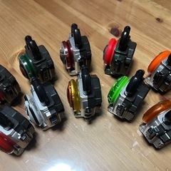 仮面ライダー鎧武ロックシード10個の画像