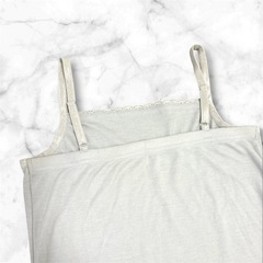 ニッセン❤キャミソール　グレー　Mサイズ　トップス　胸元レースの画像