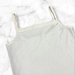 ニッセン❤キャミソール　グレー　Mサイズ　トップス　胸元レースの画像
