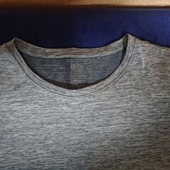 ⑩　Tシャツ　レディース　ユニクロ　 サイズM　バスト８０－８６　の画像