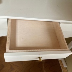 化粧台、メイク台、カントリー、アンティーク調の画像