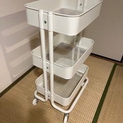 イケア　IKEA ロースコグ　3段ワゴン　白