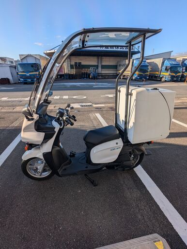 ★8/27までに引き取れる方限定★ヤマハ GEAR 2017年UA08J 　デリバリーに最適！　雨の日も安心！ルーフ/BOX付