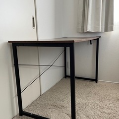 お値下げ！PCデスク　(1年半使用)