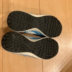【値下げ】子供用運動靴　サッカーシューズ　16cmの画像
