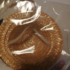 麦わら帽子のリースの画像