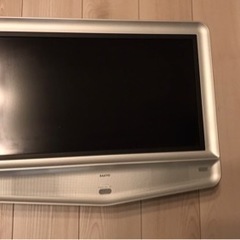 サンヨー壁掛けテレビ